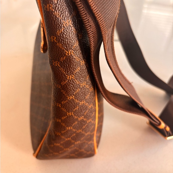 Rioni Brown and Orange Crossbody Bag with matching wallet - Picture 15 of 16